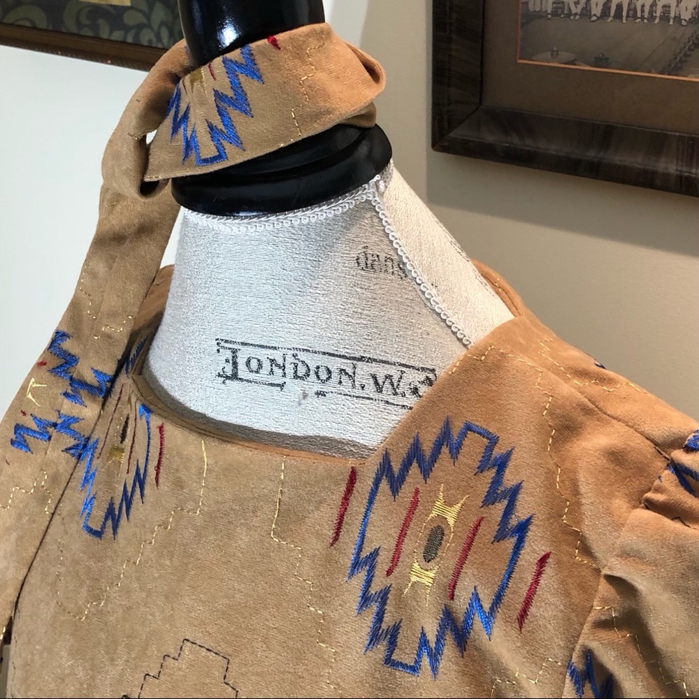 Pocahontas Costume x Girls - Picture 4 of 8